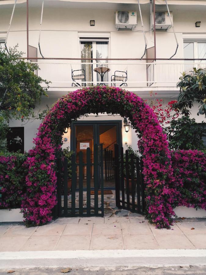 Hotel Ritsa Kamena Vourla Bagian luar foto