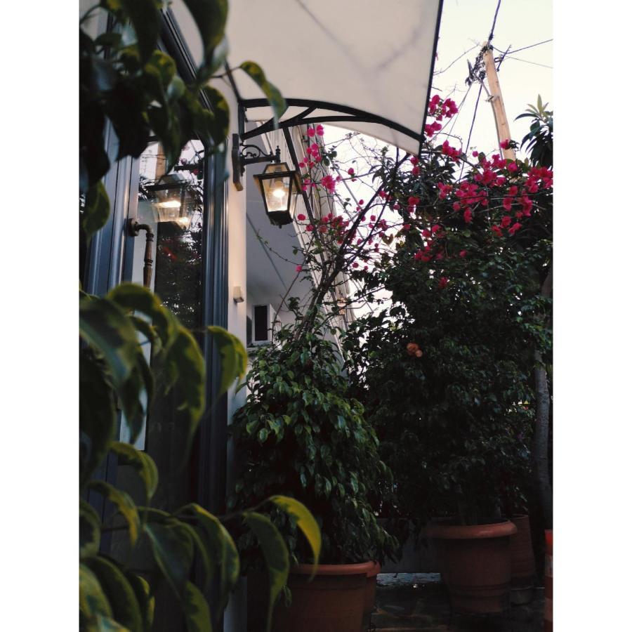 Hotel Ritsa Kamena Vourla Bagian luar foto