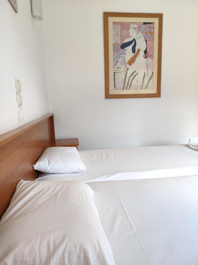 Hotel Ritsa Kamena Vourla Bagian luar foto