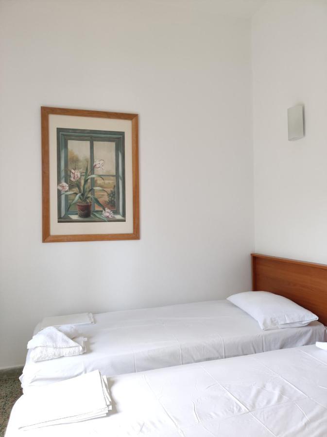 Hotel Ritsa Kamena Vourla Bagian luar foto