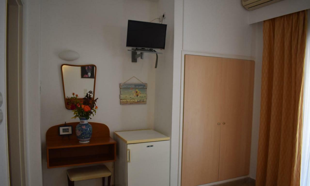 Hotel Ritsa Kamena Vourla Bagian luar foto