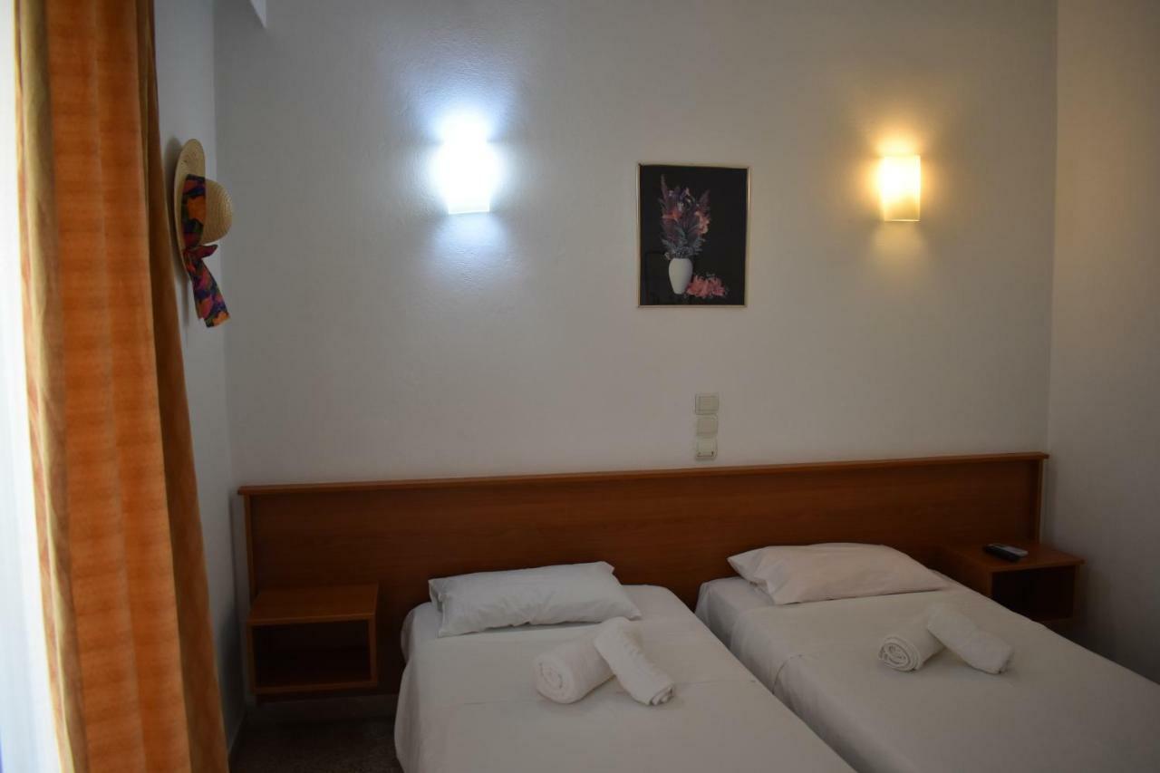 Hotel Ritsa Kamena Vourla Bagian luar foto