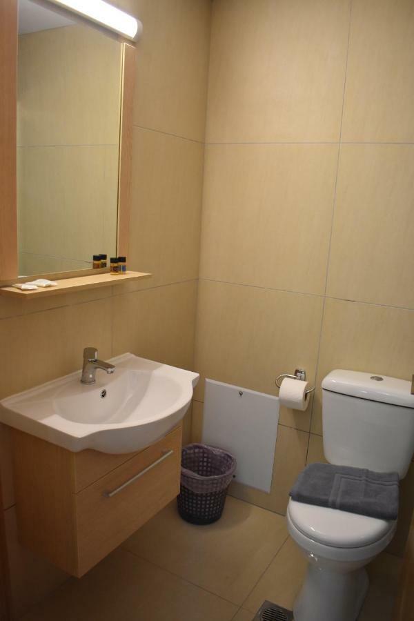 Hotel Ritsa Kamena Vourla Bagian luar foto